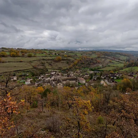 De La Source Du Touron 펜션