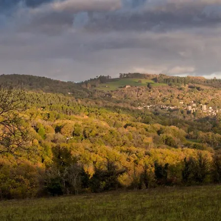 펜션 De La Source Du Touron *