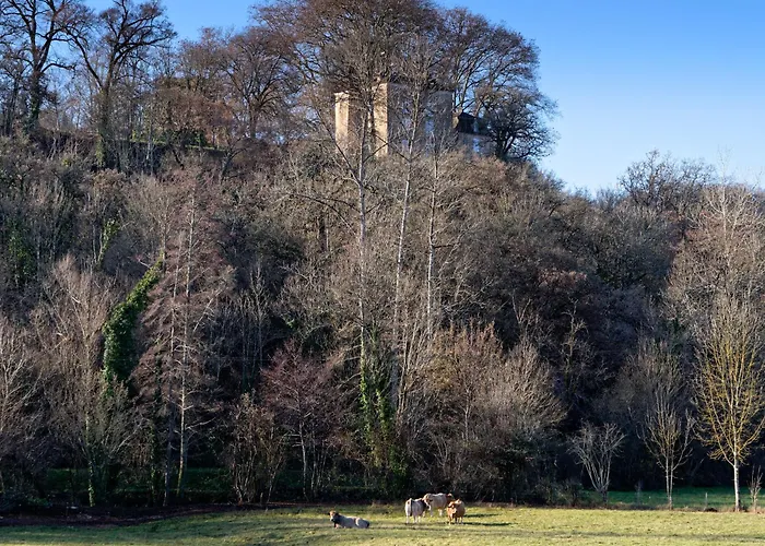 De La Source Du Touron Nyaraló Fons